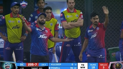 Rishabh Pant, Shardul Thakur during last over of DC vs RR match