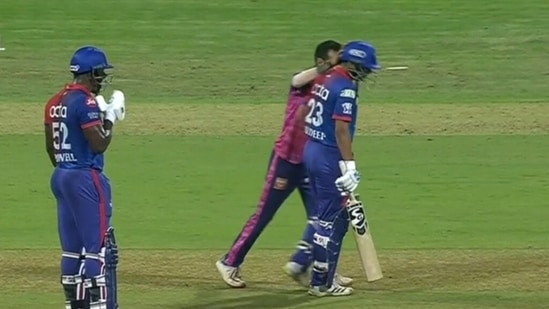 Yuzvendra Chahal with Kuldeep Yadav (centre)(IPL)