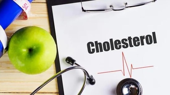 High cholesterol often goes undetected as there are hardly any warning signs that your body exhibits(Shutterstock)