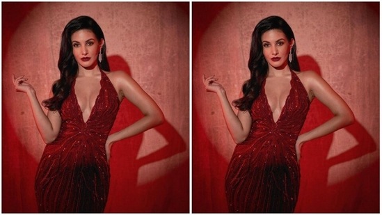 Amyra’s fashion diaries are a treat for sore eyes. A few days back, Amyra slayed date night fashion goals in a red sequined long gown from the shelves of Bhawna Rao.(Instagram/@amyradastur93)