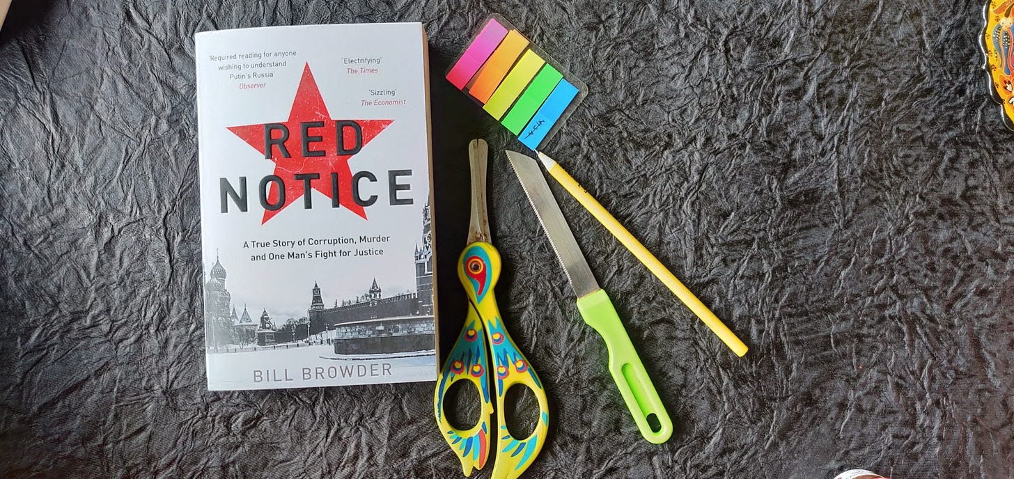 Red Notice is a mesmerising story. 