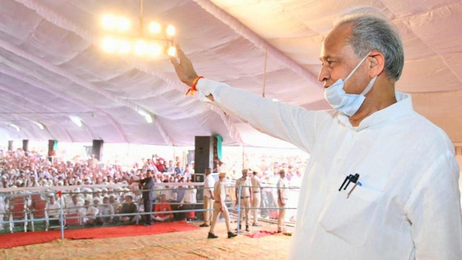 Ashok Gehlot addresses Patidar convention in tribal-dominated Dungarpur district