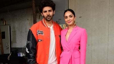 Kartik Aaryan and Kiara Advani delighted their fans after the teaser for their upcoming film Bhool Bhulaiyaa 2 dropped online. Kartik is bringing back Akshay Kumar's role from the original and will play the role of Rooh Baba in the movie. It also stars Kiara Advani, Tabu and Rajpal Yadav. (HT Photo/Varinder Chawla) Kartik Aaryan and Kiara Advani delighted their fans after the teaser for their upcoming film Bhool Bhulaiyaa 2 dropped online. Kartik is bringing back Akshay Kumar's role from the original and will play the role of Rooh Baba in the movie. It also stars Kiara Advani, Tabu and Rajpal Yadav. (HT Photo/Varinder Chawla)