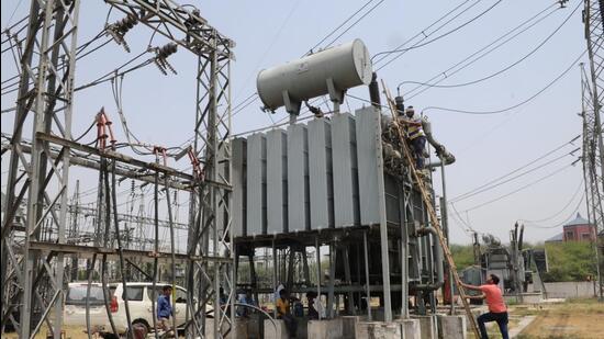 Overloaded transformers and transmission lines have further aggravated the situation as the corporation failed to plan and forecast the load for the summers. (Representative image/HT)