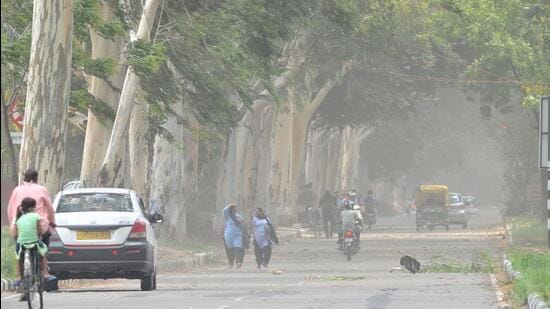 There have only been trace spells of rainfall (less than 0.1 mm) in Chandigarh so far in April. (HT File Photo)