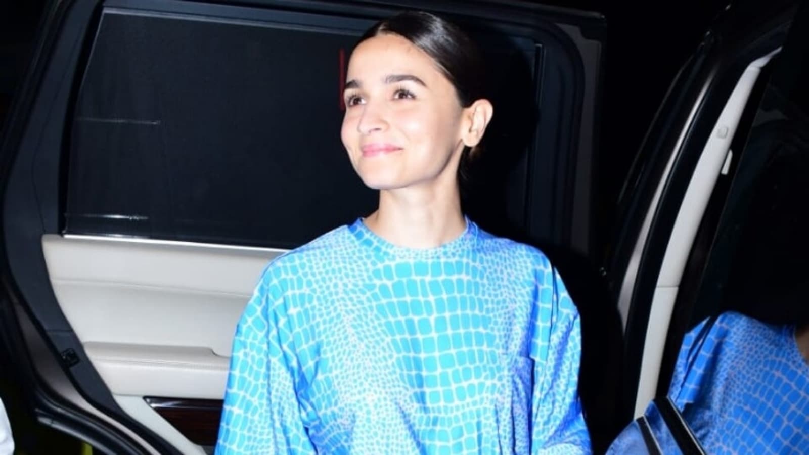 Alia Bhatt in mini dress and minimal make-up proves keeping it simple is the new cool: See pics, video