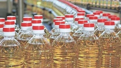 Oil and fats contributed to around 60 per cent of food and beverages inflation in the country. (Representational image) Oil and fats contributed to around 60 per cent of food and beverages inflation in the country. (Representational image)