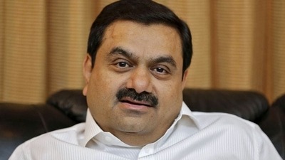 Gautam Adani overtakes Warren Buffett to become world's 5th richest person REUTERS/Amit Dave/Files (REUTERS)