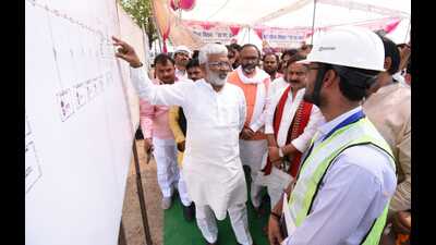 UP Jal Shakti minister Swatantra Dev Singh reviewing the progress of the under-construction Kanhar irrigation project . (HT Photo)