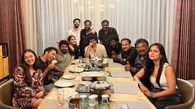 Nelson Dilipkumar shares a picture of Vijay hosting the Beast team at his home. Nelson Dilipkumar shares a picture of Vijay hosting the Beast team at his home.