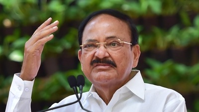 Vice President Venkaiah Naidu speaks during an event 'Media's Role in New India' at Press Club of Bangalore in Bengaluru, (PTI) Vice President Venkaiah Naidu speaks during an event 'Media's Role in New India' at Press Club of Bangalore in Bengaluru, (PTI)