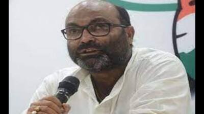 Congress activities come to a halt as UPCC awaits a new chief (file) Congress activities come to a halt as UPCC awaits a new chief (file)