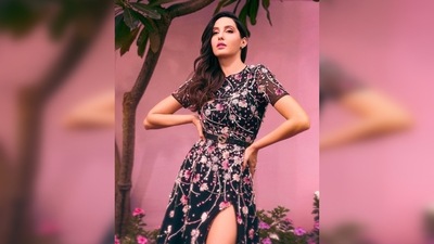 Nora Fatehi's ensemble is by Georges Hobeika Orchidée's Précieuse collection for Spring-Summer 2022. (Instagram/@norafatehi)