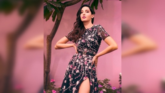 Nora Fatehi's ensemble is by Georges Hobeika Orchidée's Précieuse collection for Spring-Summer 2022.(Instagram/@norafatehi)