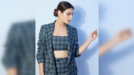 One of the captions read, "Palat palat palat!!!," while in another she wrote, "Pose pose pose!!."(Instagram/@fatimasanashaikh)