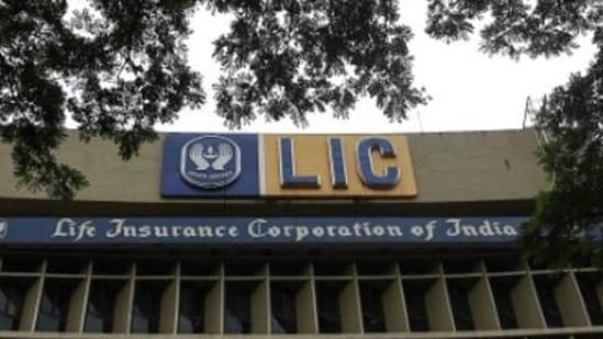 LIC IPO to open on May 4, close on May 9: Report(Reuters File Photo)
