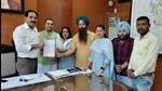 Aam Aadmi Party councillors also met the Chandigarh adviser on Tuesday with a request to defer the Colony No.4 demolition drive. (HT Photo)