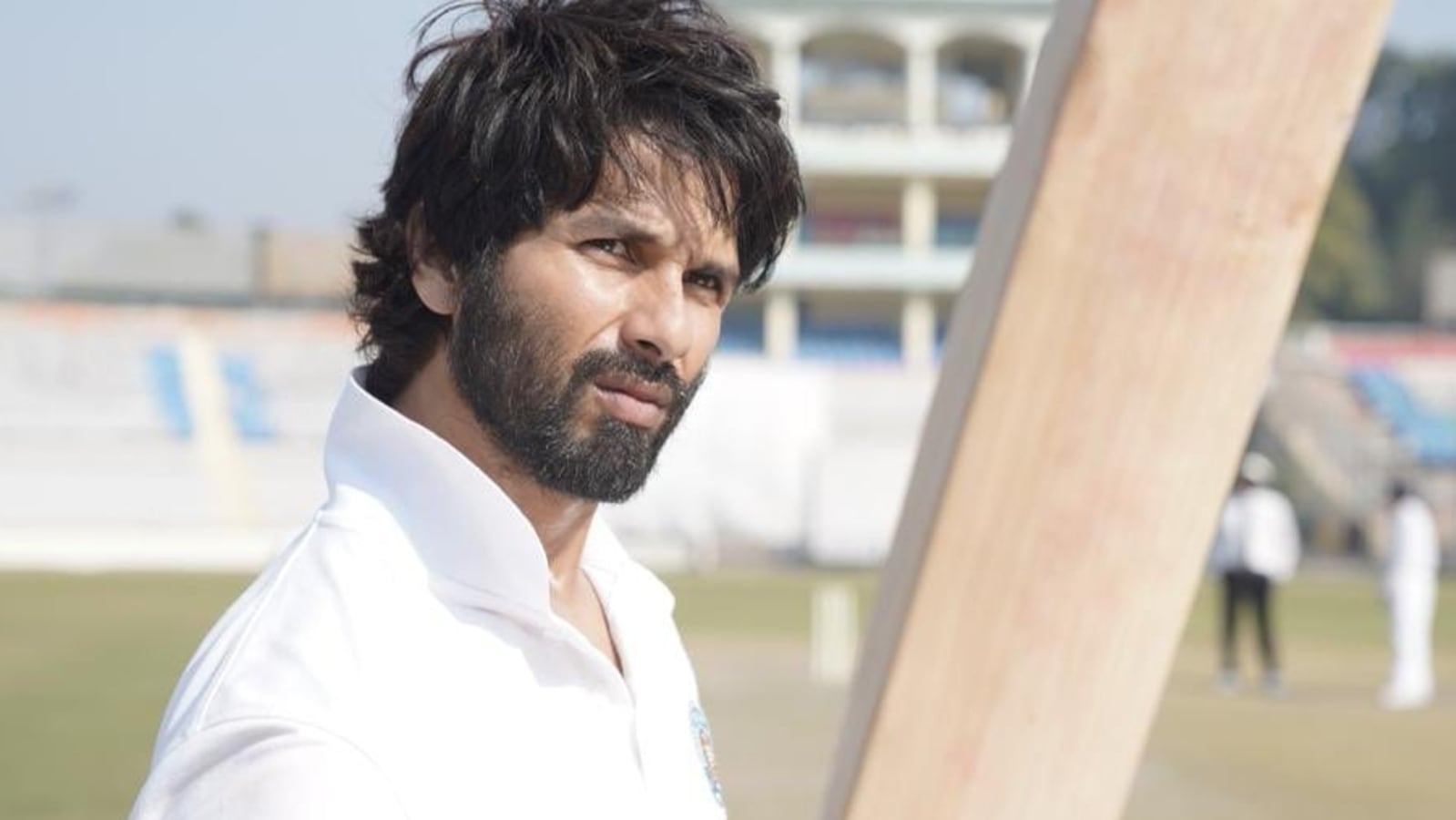 Jersey movie review: Shahid Kapoor hits a century in a film that's just too  long