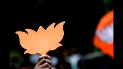 Bharatiya Janata Party (BJP) state unit president Chandrakant Patil has instructed party office-bearers and former corporators to daily visit the municipal corporation office even as their tenure is over (REPRESENTATIVE IMAGE) Bharatiya Janata Party (BJP) state unit president Chandrakant Patil has instructed party office-bearers and former corporators to daily visit the municipal corporation office even as their tenure is over (REPRESENTATIVE IMAGE)