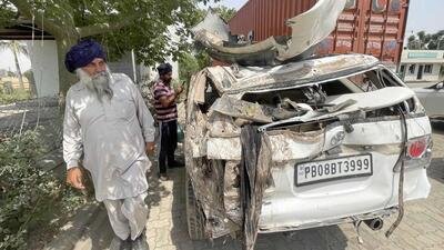 The SUV that plunged into a canal, leaving five of its six occupants dead, in Ludhiana. (HT Photo) The SUV that plunged into a canal, leaving five of its six occupants dead, in Ludhiana. (HT Photo)