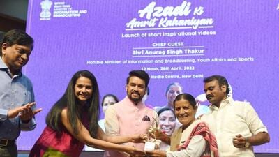 Union minister Anurag Thakur felicates environmentalist and Padma Awardee Basanti Devi during the launch of Netflix India's 'Azadi Ki Amrit Kahaniyan', a short video collection at National Media Centre, in New Delhi on Tuesday. (HT photo/Arvind Yadav) Union minister Anurag Thakur felicates environmentalist and Padma Awardee Basanti Devi during the launch of Netflix India's 'Azadi Ki Amrit Kahaniyan', a short video collection at National Media Centre, in New Delhi on Tuesday. (HT photo/Arvind Yadav)