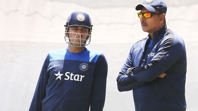 MS Dhoni and Ravi Shastri in 2014. (Getty) MS Dhoni and Ravi Shastri in 2014. (Getty)