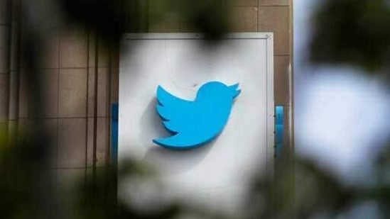 Sign outside of the Twitter office building in San Francisco.(AP)