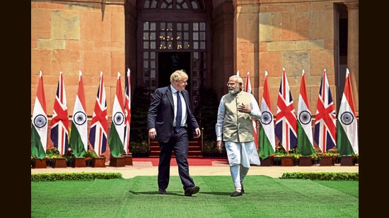 Prime Minister Narendra Modi and his British counterpart Boris Johnson, New Delhi, April 22, 2022 (REUTERS)