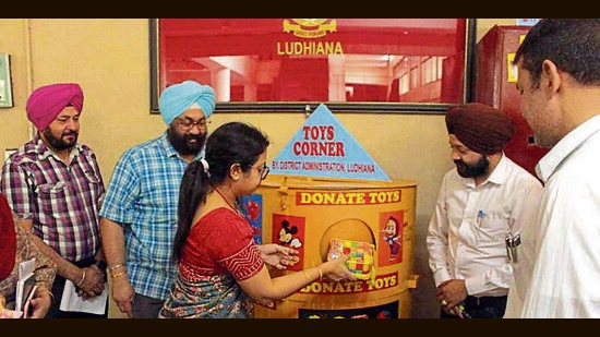 Deputy commissioner Surabhi Malik inaugurating the donation corner at the District Administrative Complex in Ludhiana on Tuesday. (HT PHOTO)