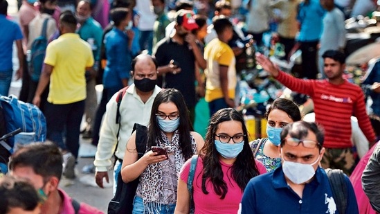 Wearing masks has been made mandatory again in Delhi amid rising Covid-19 cases. (Photo: Raj K Raj/HT)