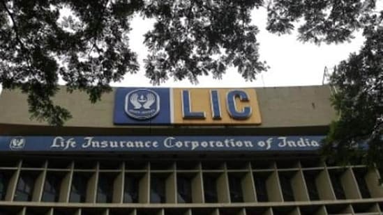 An exterior view of Life Insurance Corporation of India's (LIC) headquarters, in Mumbai.&nbsp;(Reuters File Photo)