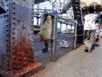 Howrah Bridge (Twitter/@AwanishSharan) Howrah Bridge (Twitter/@AwanishSharan)