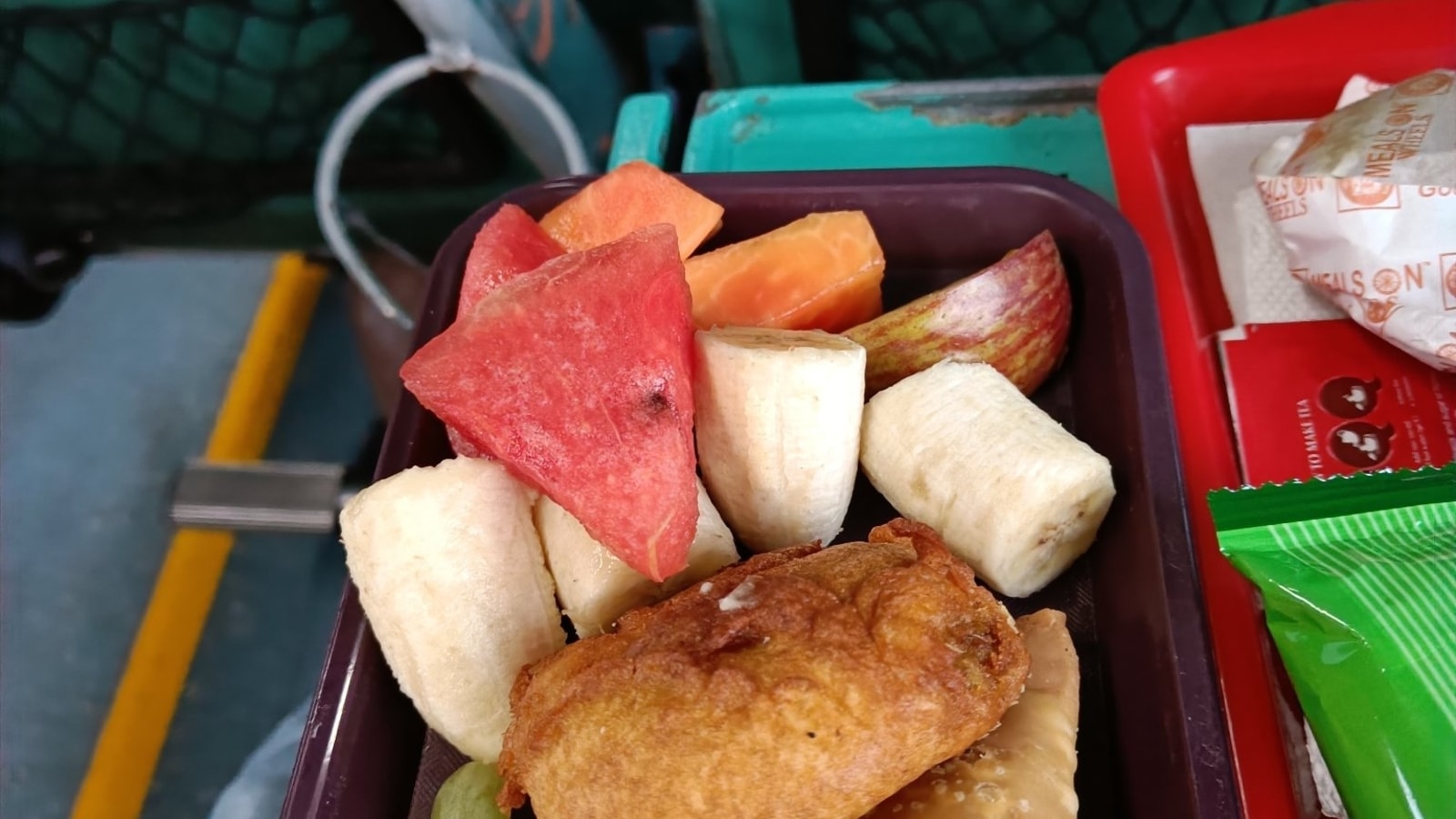 Passenger onboard Shatabdi Express gets Iftar meal; catering staff wins hearts Latest News