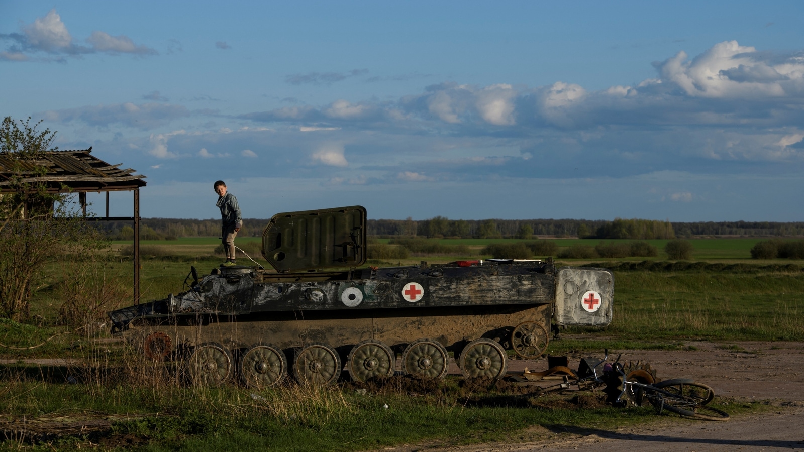 Pembaruan langsung tentang perang Rusia-Ukraina: Pasukan Rusia mengklaim kendali atas Kherson