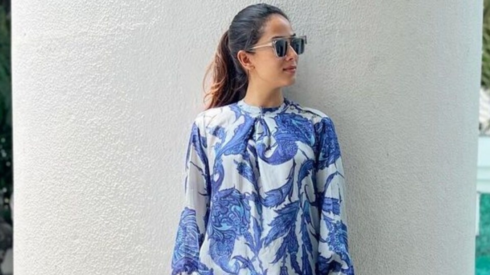 Mira Rajput proves summer-dressing is all about minimal styling in ₹22k floral kurta pants set: Check out pics