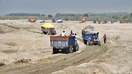 The Punjab government has also forfeited the security of contractors who were operating Ferozepur and Amritsar mining clusters. (HT File Photo)