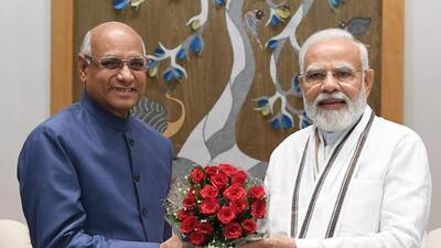 Jharkhand governor Ramesh Bais with Prime Minister Narendra Modi. Jharkhand governor Ramesh Bais with Prime Minister Narendra Modi.
