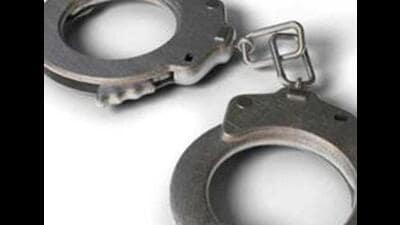 Three people were arrested with 1.3kg opium and heroin in separate cases in Jagraon, Ludhiana. (HT FILE)