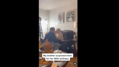 The 90-year-old woman with dementia recognised her son when he came to visit her on her birthday. (goodnewscorrespondent/Instagram) The 90-year-old woman with dementia recognised her son when he came to visit her on her birthday. (goodnewscorrespondent/Instagram)