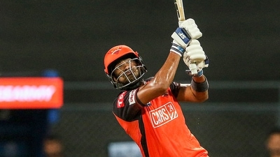 Shashank Singh gave a boost to the SRH total in the end, smashing 25 runs in 6 balls. (PTI) Shashank Singh gave a boost to the SRH total in the end, smashing 25 runs in 6 balls. (PTI)