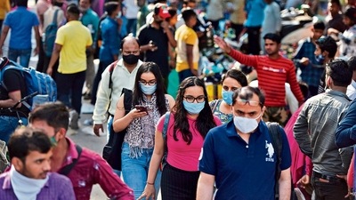 Wearing masks has been made mandatory (Photo: Raj K Raj/HT) Wearing masks has been made mandatory (Photo: Raj K Raj/HT)
