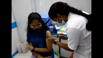Vaccination drive is underway at a centre at Sahakarnagar on Wednesday. (Rahul Raut/HT PHOTO)