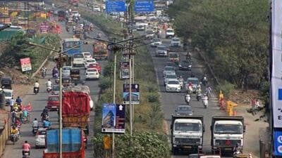 The stretch between the Katraj new tunnel and Navale Bridge chowk has seen over 70 fatal accidents from 2014 till 2022 January, half of which was due to human error, the police department claims. (HT FILE PHOTO) The stretch between the Katraj new tunnel and Navale Bridge chowk has seen over 70 fatal accidents from 2014 till 2022 January, half of which was due to human error, the police department claims. (HT FILE PHOTO)