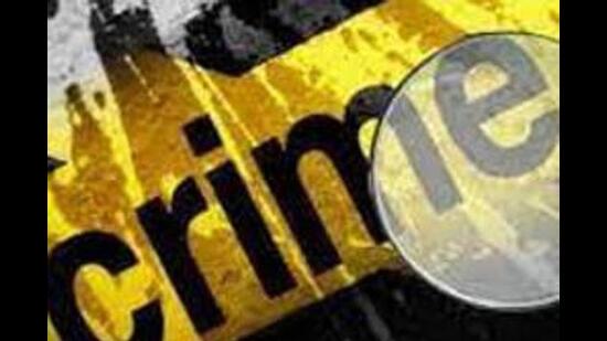 Gurmukh Singh of Pyareana village, Ferozepur, had some family dispute with his son Gursewak Singh. The duo reportedly indulged in a fight which later turned violent when Gursewak attacked his father with a sword. Gurmukh died on the spot (HT Photo/ Representational image)