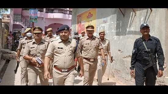 SSP-Prayagraj Ajay Kumar arriving at crime scene at Mirapatti locality in Prayagraj on Wednesday (ht photo)