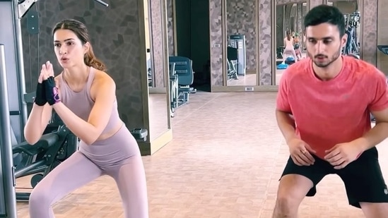Watch: Kriti Sanon makes workout fun with Bosu Ball training in new video |  Health - Hindustan Times