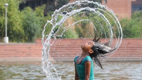 Uttar Pradesh, Jharkhand, interior Gangetic West Bengal, and interior Odisha will witness heatwave till April 30. (HT File Photo)