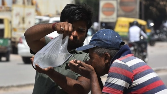 The IMD has forecasted heatwaves in Odisha, Jharkhand, Rajasthan, Punjab, Madhya Pradesh, Haryana, Uttar Pradesh and Delhi, among other states, till May 2. (HT PHOTO) The IMD has forecasted heatwaves in Odisha, Jharkhand, Rajasthan, Punjab, Madhya Pradesh, Haryana, Uttar Pradesh and Delhi, among other states, till May 2. (HT PHOTO)
