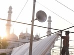 Lucknow, India - April 28, 2022: Workers prepare sheds for devotees on the eve of ‘Alvida ki Namaz’ at Tile Wali Mosque in Lucknow, Uttar Pradesh, India on Thursday, April 28, 2022. (Photo by Deepak Gupta/Hindustan Times) Lucknow, India - April 28, 2022: Workers prepare sheds for devotees on the eve of ‘Alvida ki Namaz’ at Tile Wali Mosque in Lucknow, Uttar Pradesh, India on Thursday, April 28, 2022. (Photo by Deepak Gupta/Hindustan Times)