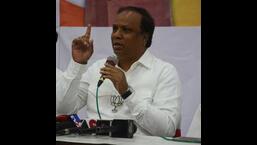 Shelar, former head of the Mumbai unit of BJP, claimed that the talks were on between BJP and NCP to induct the latter into Devendra Fadnavis-led state government (HT PHOTO)